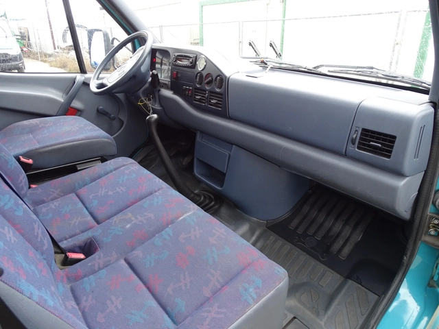 Mercedes-Benz Sprinter 412 ВЛЕКАЧ-* 3.5 т* 176000km - автомобили, коли, обяви за нови и употребявани 11
