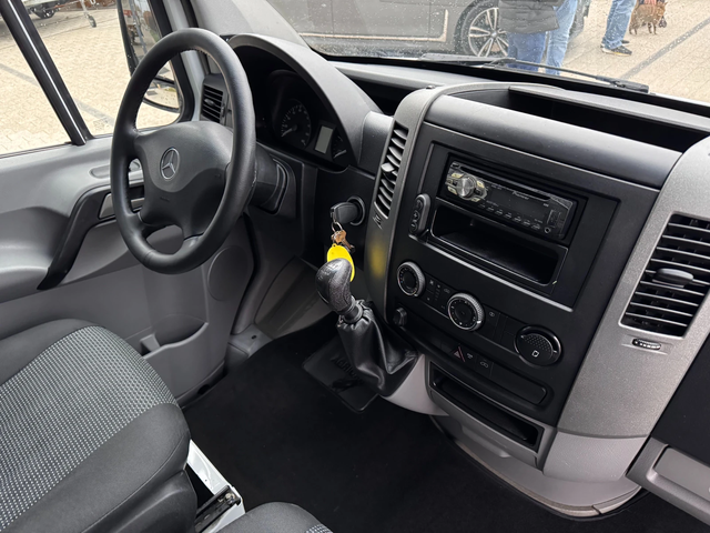 Mercedes-Benz Sprinter 413 CDI Хладилен + ток Клима 3.42м. до 3.5т. - автомобили, коли, обяви за нови и употребявани 12