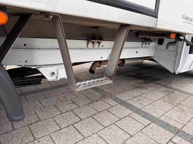 Mercedes-Benz Sprinter 413 CDI Хладилен + ток Клима 3.42м. до 3.5т. - автомобили, коли, обяви за нови и употребявани 8