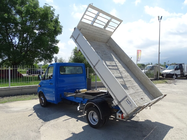 Mercedes-Benz Sprinter 413 НОВ ВНОС ОТ ШВЕЙЦАРИЯ - автомобили, коли, обяви за нови и употребявани 3
