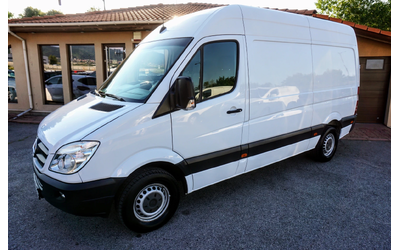 mercedes-benz-sprinter - 0