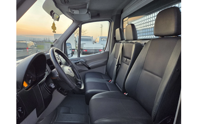 Mercedes-Benz Sprinter 511 CDI, Климатик, До 3.5 тона, 4.30 метра - автомобили, коли, обяви за нови и употребявани 9
