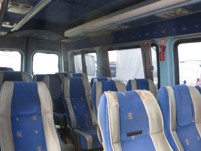 Mercedes-Benz Sprinter 515 АВТОБУС 18+ 1 МЕСТА - автомобили, коли, обяви за нови и употребявани 11