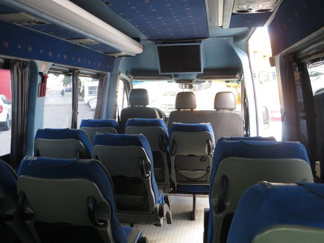 Mercedes-Benz Sprinter 515 АВТОБУС 18+ 1 МЕСТА - автомобили, коли, обяви за нови и употребявани 13