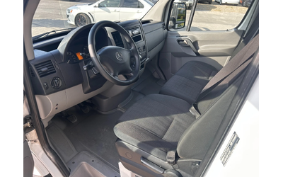 Mercedes-Benz Sprinter 519 CDI до 3, 5т 4, 26м. Клима EURO 6 - автомобили, коли, обяви за нови и употребявани 10