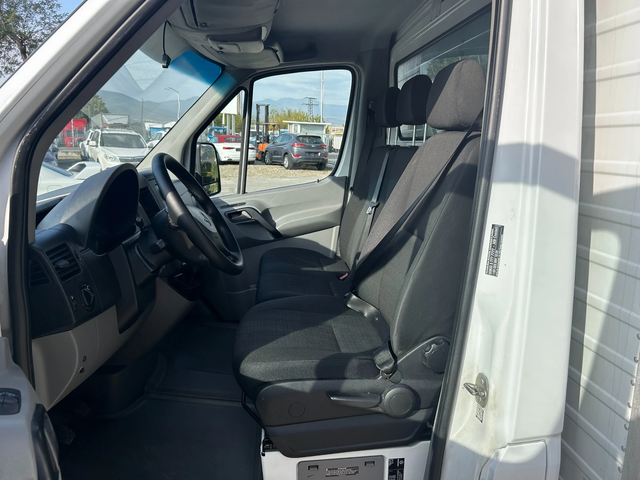 Mercedes-Benz Sprinter 519 CDI до 3, 5т 4, 26м. Клима EURO 6 - автомобили, коли, обяви за нови и употребявани 11