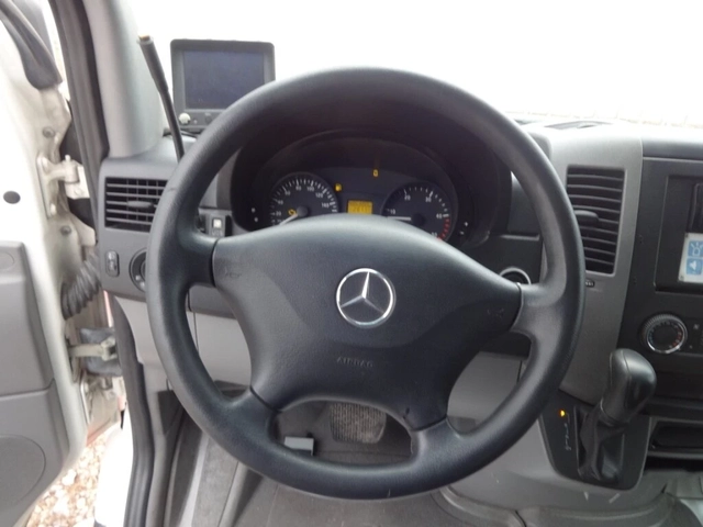 Mercedes-Benz Sprinter 519CDI - автомобили, коли, обяви за нови и употребявани 11