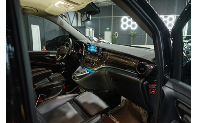 Mercedes-Benz V 300 D 7+ 1 LONG FULL AMG LINE BURMEISTER ЛИЗИНГ 100% - автомобили, коли, обяви за нови и употребявани 11
