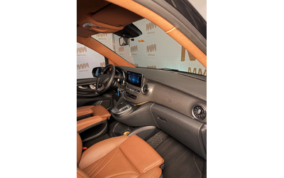 Mercedes-Benz V 300 AMG* 4Matic* Luxury* VIP* TV - автомобили, коли, обяви за нови и употребявани 8