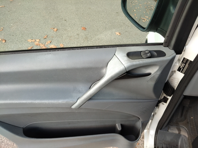 Mercedes-Benz Vito 111cdi 2, 2d 116ps 6ck - автомобили, коли, обяви за нови и употребявани 11