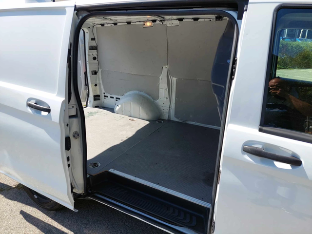 Mercedes-Benz Vito 114CDI   110000km!!! - автомобили, коли, обяви за нови и употребявани 12