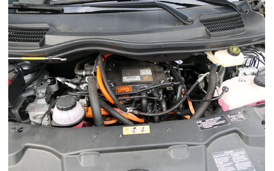 Mercedes-Benz Vito eVito - автомобили, коли, обяви за нови и употребявани 12