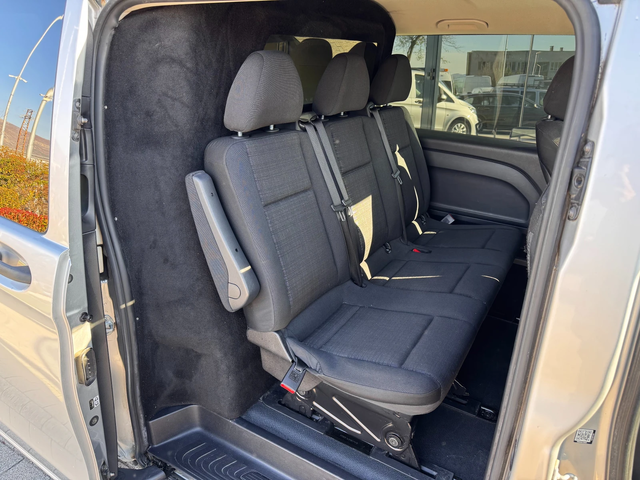 Mercedes-Benz Vito 114CDI 6-местен Товаропътнически  Клима - автомобили, коли, обяви за нови и употребявани 7
