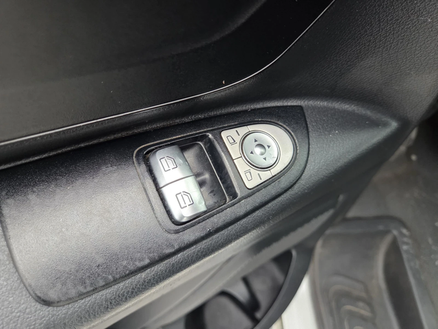 Mercedes-Benz Vito ХЛАДИЛНО - автомобили, коли, обяви за нови и употребявани 11