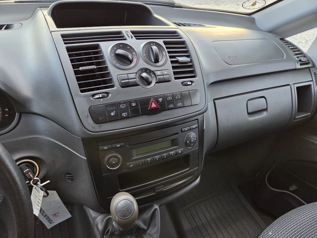 Mercedes-Benz Vito 113 CDI, Макси, Климатик, Две странични врати - автомобили, коли, обяви за нови и употребявани 10