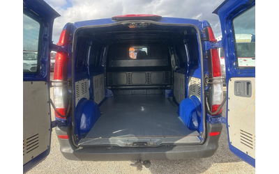 Mercedes-Benz Vito - автомобили, коли, обяви за нови и употребявани 8