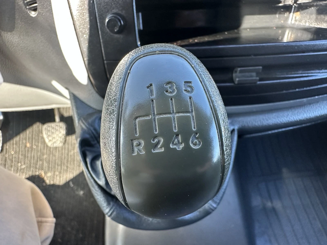 Mercedes-Benz Vito - автомобили, коли, обяви за нови и употребявани 13