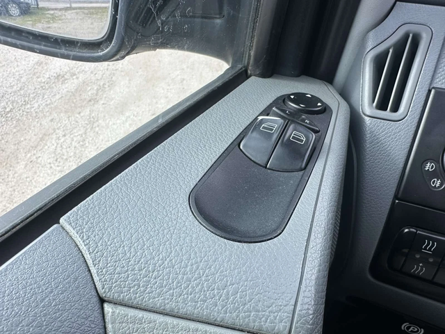 Mercedes-Benz Vito - автомобили, коли, обяви за нови и употребявани 14