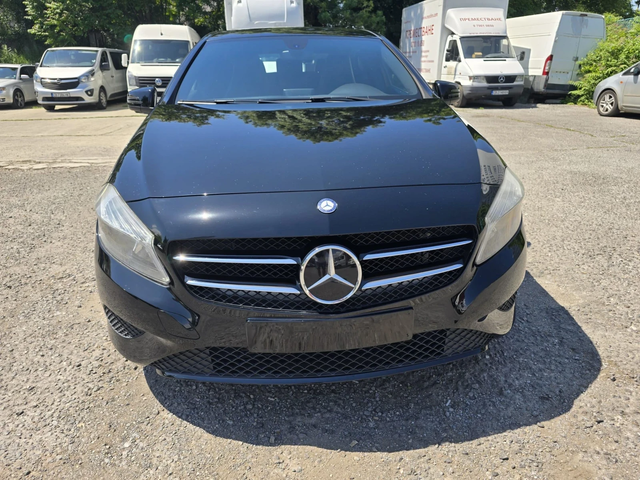Mercedes-Benz W100 136 к.с. - автомобили, коли, обяви за нови и употребявани 2