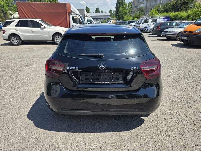 Mercedes-Benz W100 136 к.с. - автомобили, коли, обяви за нови и употребявани 4