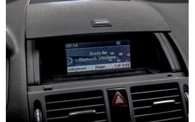 Mercedes C200 5G-Tronic/Xenon/Bluetooth/Tempomat/Климатроник - автомобили, коли, обяви за нови и употребявани 9