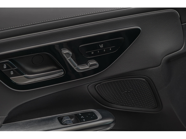 Mercedes CLE 300/AMG Advance plus/Digital Light/Panorama - автомобили, коли, обяви за нови и употребявани 7