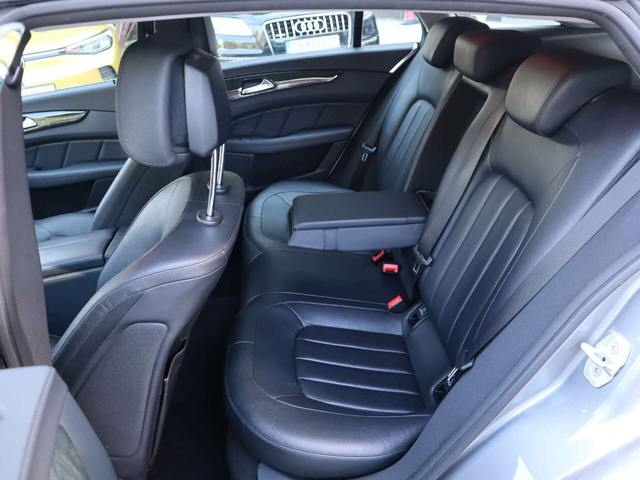 Mercedes CLS 350 CDI/Blind Spot/Камера/Distronic/Dynamic Seat/Шибедах - автомобили, коли, обяви за нови и употребявани 6