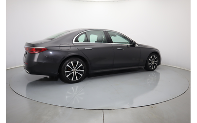 Mercedes E 200 - автомобили, коли, обяви за нови и употребявани 12