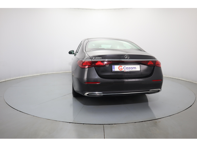 Mercedes E 200 - автомобили, коли, обяви за нови и употребявани 20