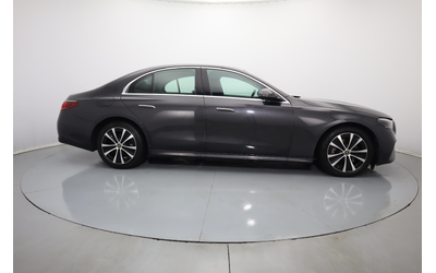 Mercedes E 200 - автомобили, коли, обяви за нови и употребявани 8