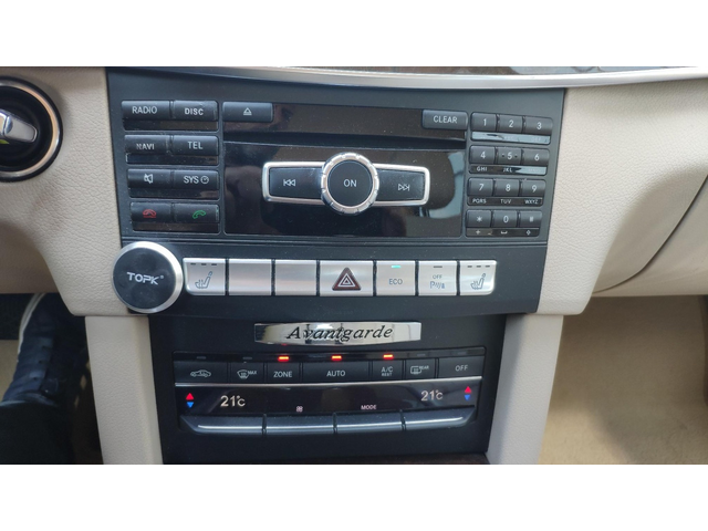 Mercedes E 200 Avantgarde - автомобили, коли, обяви за нови и употребявани 6