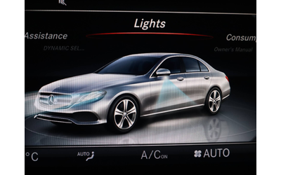 Mercedes E220 CDI/Avantgarde/Dynamic Select/PRE-SAFE/Collision Prevention - автомобили, коли, обяви за нови и употребявани 13