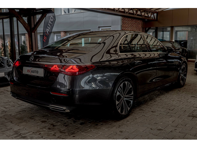 Mercedes E220 d/Avantgarde/Virtual/Панорама/MBUX/Pre-Safe/Thermatic - автомобили, коли, обяви за нови и употребявани 5