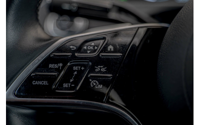 Mercedes E220 d/Avantgarde/Virtual/Панорама/MBUX/Pre-Safe/Thermatic - автомобили, коли, обяви за нови и употребявани 9