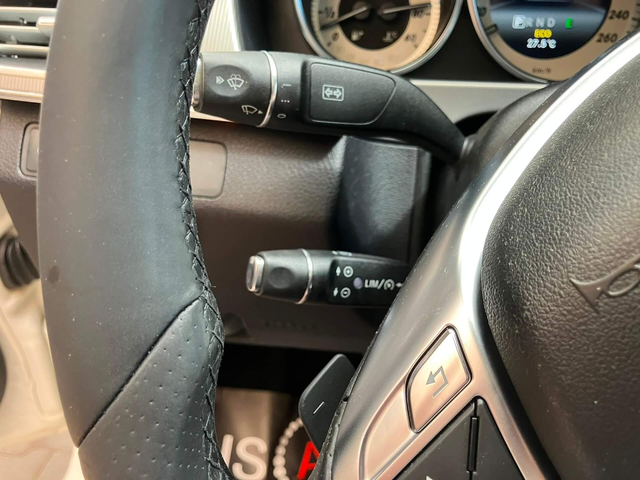 Mercedes E350 BlueTEC V6/AMG Line/4Matic/Подгрев/Панорама - автомобили, коли, обяви за нови и употребявани 9