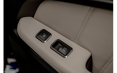 Mercedes E63 AMG 4Matic/Dynamic/Harman Kardon/Алкантар/Обдухване - автомобили, коли, обяви за нови и употребявани 9