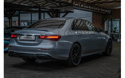 mercedes-e63-amg-s-4m-burmester-hud-speedshift-360kamera-karbon - 3
