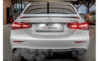 mercedes-e63-amg-s-4matic-ambient-kamera-360-hud-amg-ride-control-memory - 3