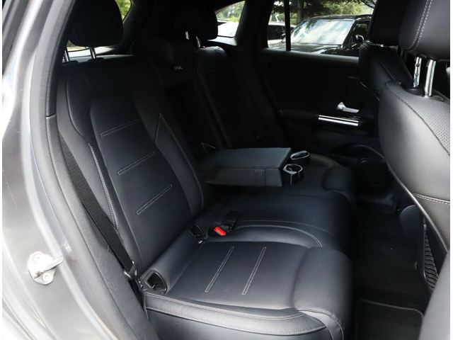 Mercedes EQA 250/Advanced Plus/MBUX/Обдухване/Камера/Blind Assist/ - автомобили, коли, обяви за нови и употребявани 8