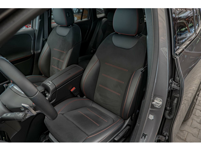 Mercedes EQA 300/AMG Line/4Matic/Ambient/MBUX/Подгрев/Камера - автомобили, коли, обяви за нови и употребявани 8