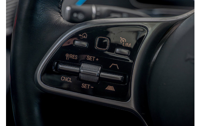 Mercedes EQC 400/4Matic/HuD/Burmester/AMG/Камера 360/Парфюм/ - автомобили, коли, обяви за нови и употребявани 13