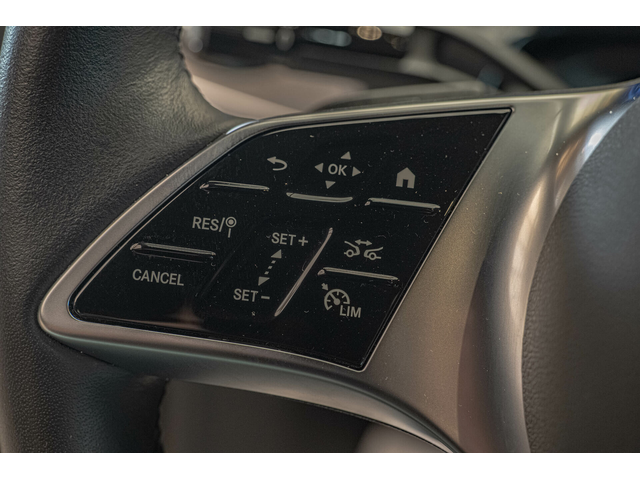Mercedes EQE 300/98kWh/MBUX/Амбиент/Подгрев - автомобили, коли, обяви за нови и употребявани 11