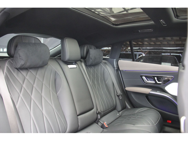 Mercedes EQS 580/4Matic/HyperScreen/Burmester/Обдухване/Камера 360/ - автомобили, коли, обяви за нови и употребявани 9