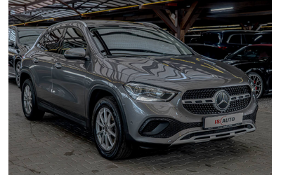 mercedes-gla-180-d-virtual-panorama-podgrev-thermatic-8g-tronic - 1
