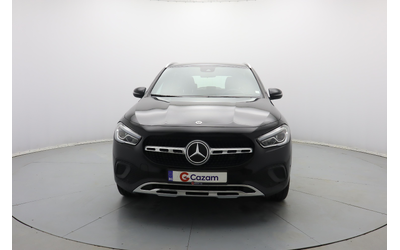 mercedes-gla-200 - 0