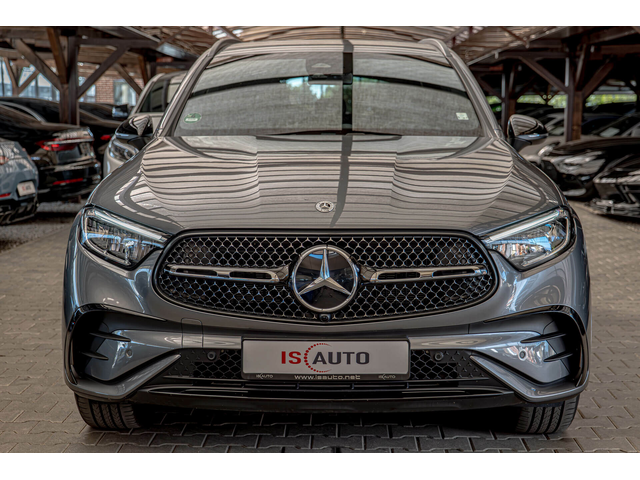 Mercedes GLC 200 AMG LINE/4Matic/Digital/Подгрев/Амбиент - автомобили, коли, обяви за нови и употребявани 0