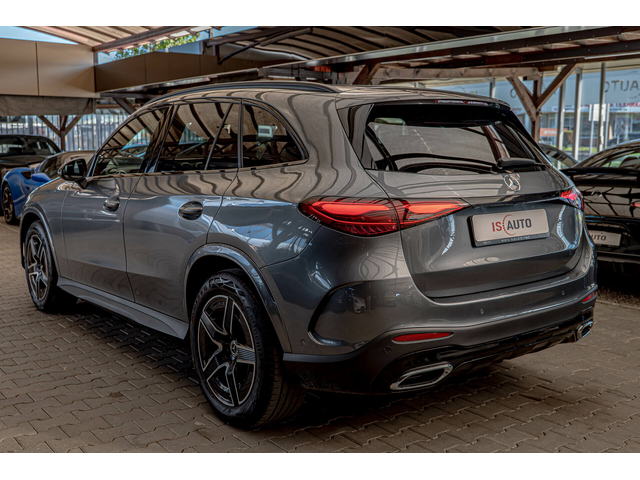 Mercedes GLC 200 AMG LINE/4Matic/Digital/Подгрев/Амбиент - автомобили, коли, обяви за нови и употребявани 4