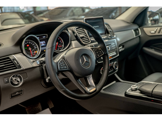 Mercedes GLE 350 d/4Matic/SUV/Подгрев/Камера 360/Dynamic/9G Tronic - автомобили, коли, обяви за нови и употребявани 6