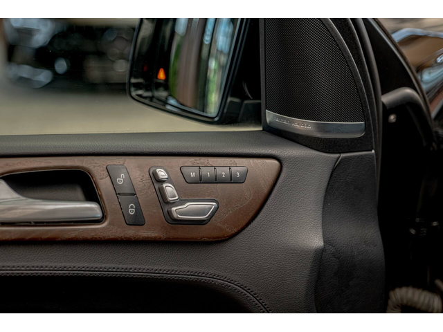 Mercedes GLS 500 AMG/4Matic/Harman Kardon/Panorama/RSE/Камера 360/Обдухване - автомобили, коли, обяви за нови и употребявани 7