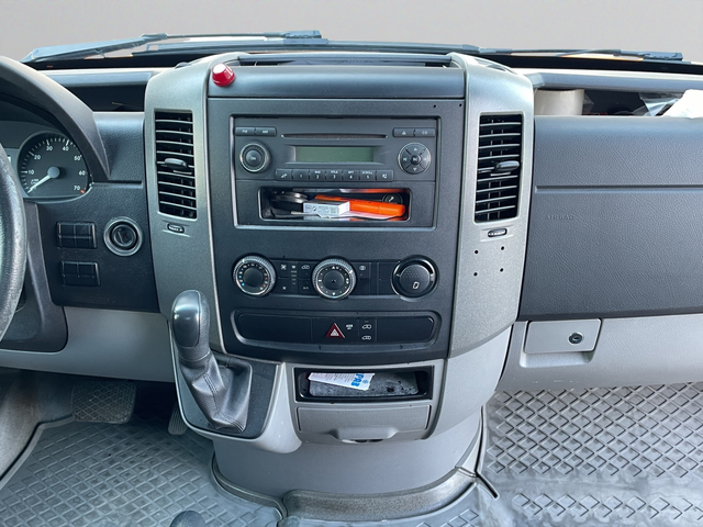 Mercedes  Sprinter 316 NGT - автомобили, коли, обяви за нови и употребявани 11